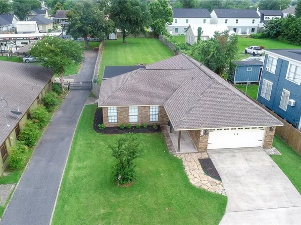 628 Iris St, Lake Charles, LA 70601
