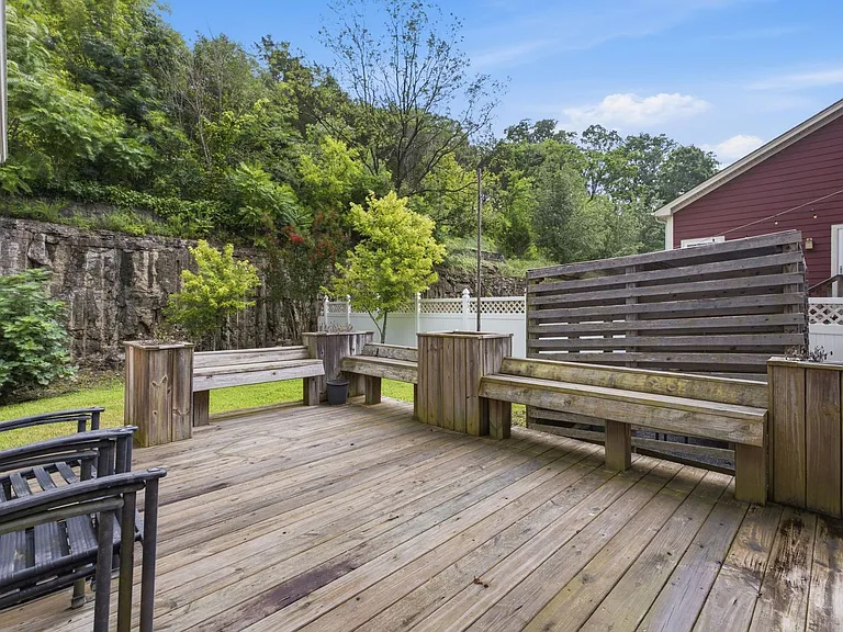 2661 Avery Park Dr — Photo 33