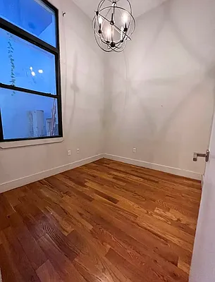 Rented by ERNY LLC | media 7