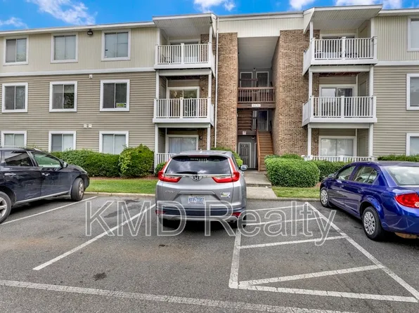 9531 University Terrace Dr, Charlotte, NC