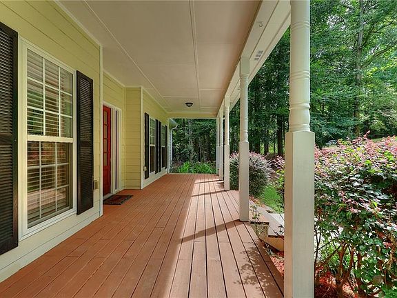 2nd image of 2781 Carter Ln