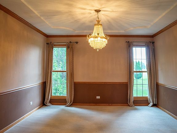 5th image of 1220 Hollingswood Ave