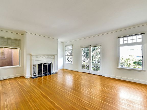 5th image of 1414 Greenwich St APT 303
