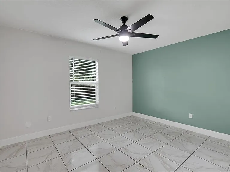 810 Valnera Ct — Photo 22