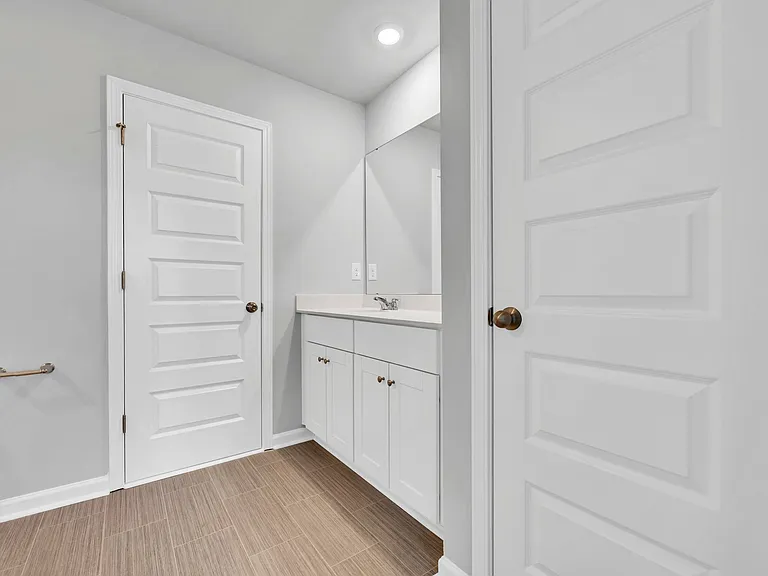 138 Talladega Dr — Photo 21