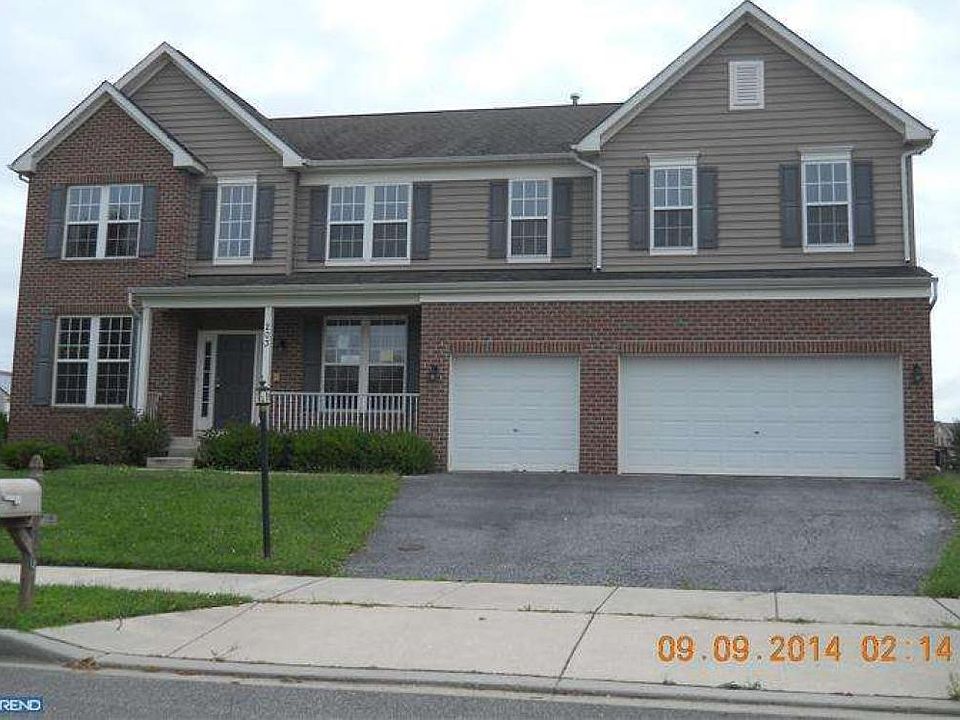 1st image of 203 Bucktail Dr