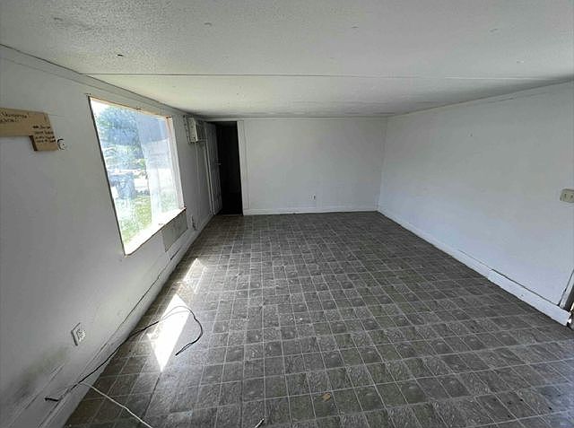 2nd image of 4921 23rd Pl N #169