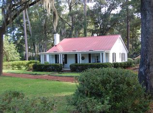 128 N Hermitage Rd, Beaufort, SC 29902