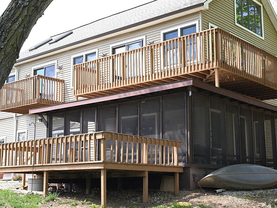 1st image of 6 Cabin Rd