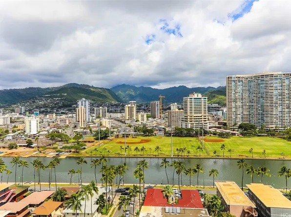 430 Keoniana St APT 1307, Honolulu, HI 96815