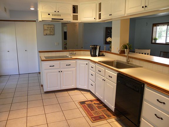 3rd image of 636 Cherrywood Loop