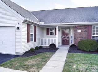 435 Robinscrest Ln, Marysville, OH 43040