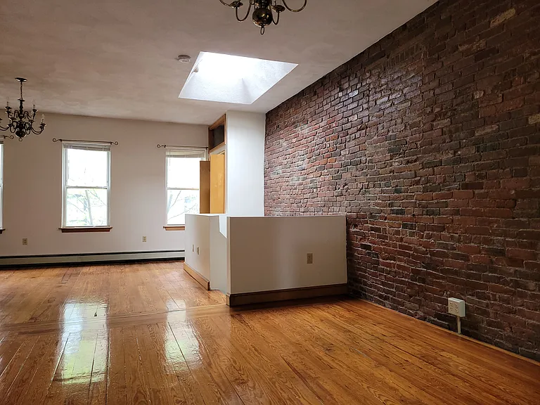 67-3 Baldwin St #673 — Photo 33