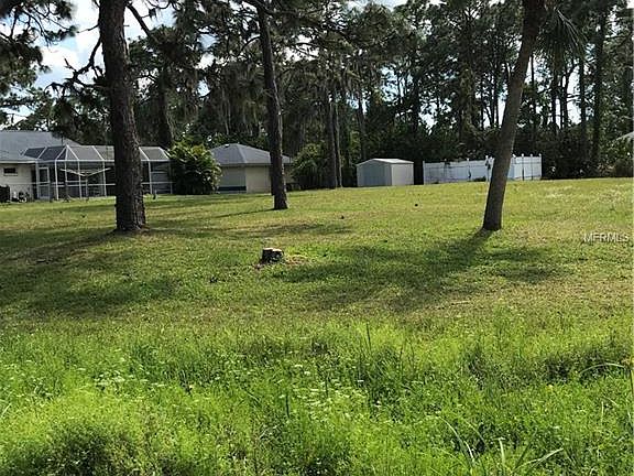 3rd image of 5158 Gulfport Ter