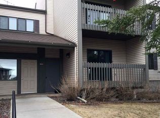 10 Village Dr, Proctor, MN 55810