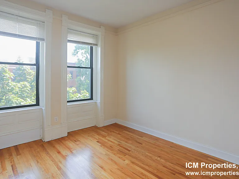 2954.3 N Racine Ave #3F — Photo 1