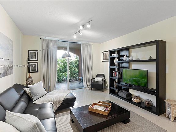 3rd image of 19555 E Country Club Dr #8105