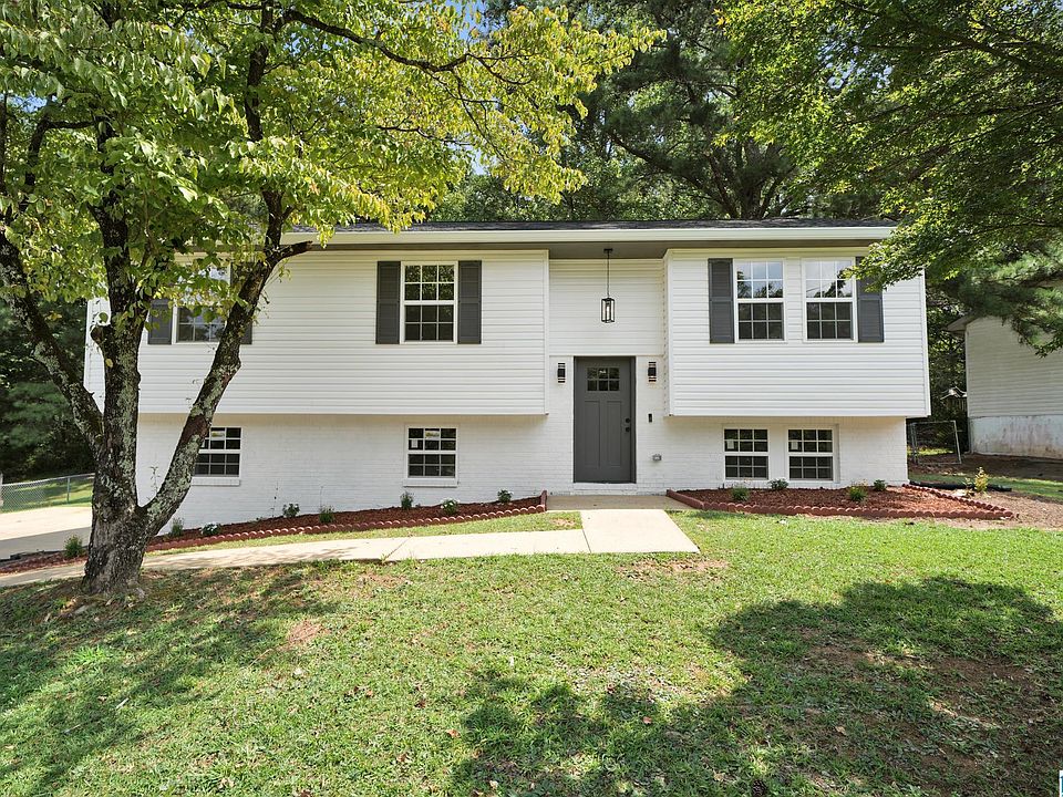 1st image of 413 Debby Ln