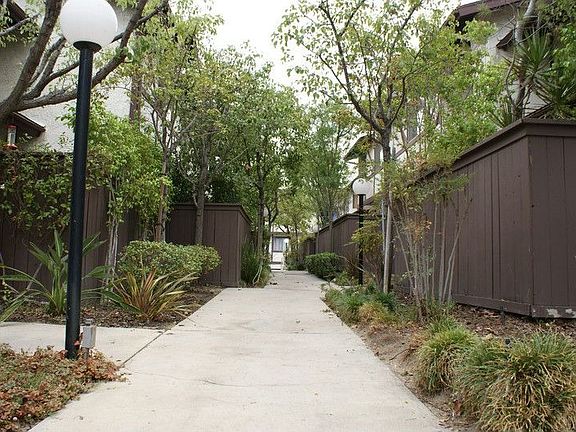 5th image of 10480 Sunland Blvd APT 38