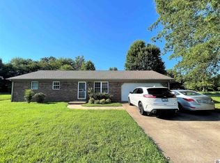 20 Cambridge Dr, Murray, KY 42071
