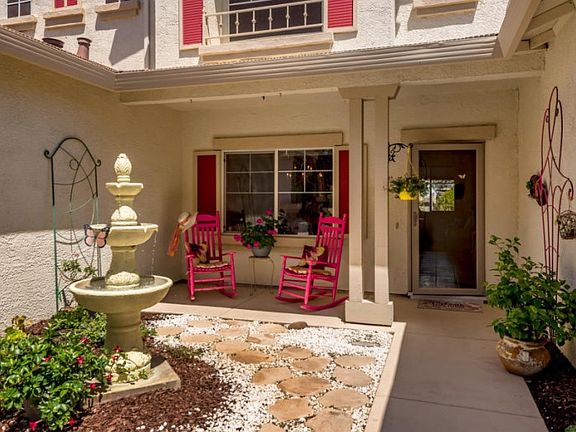 3rd image of 277 Saint Tropez Ln