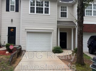 2128 Whispering Way, Charlotte, NC 28212
