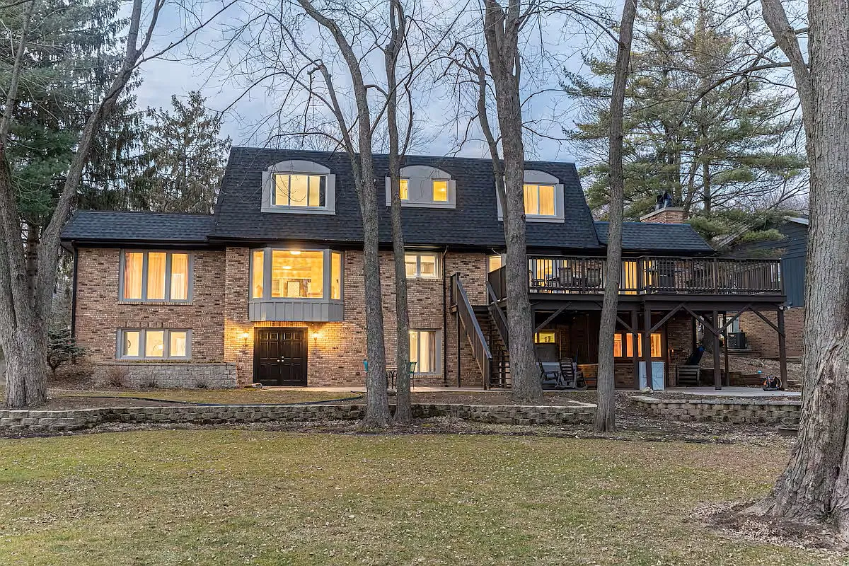 Crofton Dr, Rockford — Photo 1