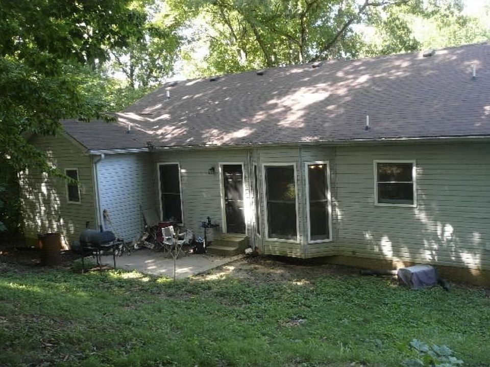 2nd image of 1209 Verkler Dr