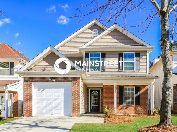 11236 James Madison Dr, Hampton, GA 30228