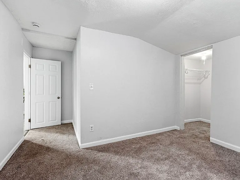 4004 E Michigan St — Photo 15