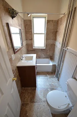 Rented by CITY SKYLINE REALTY INC | media 17