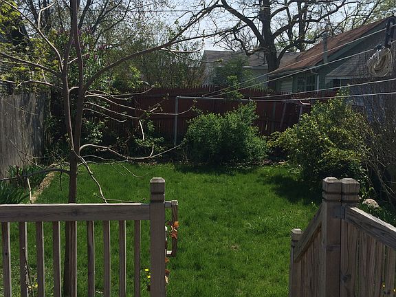 4th image of 836 Baldwin St SE