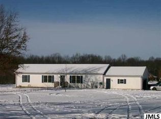 7210 Browns Lake Rd, Jackson, MI 49201