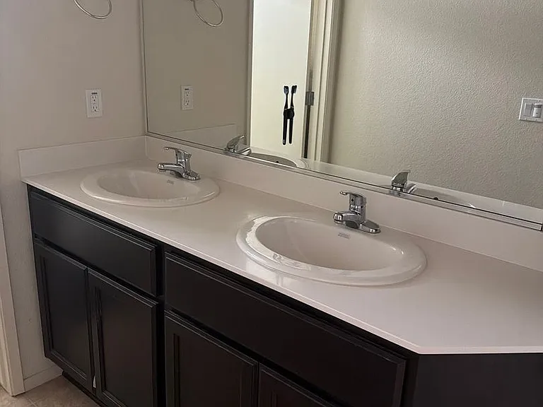 276 Paige Ct — Photo 15