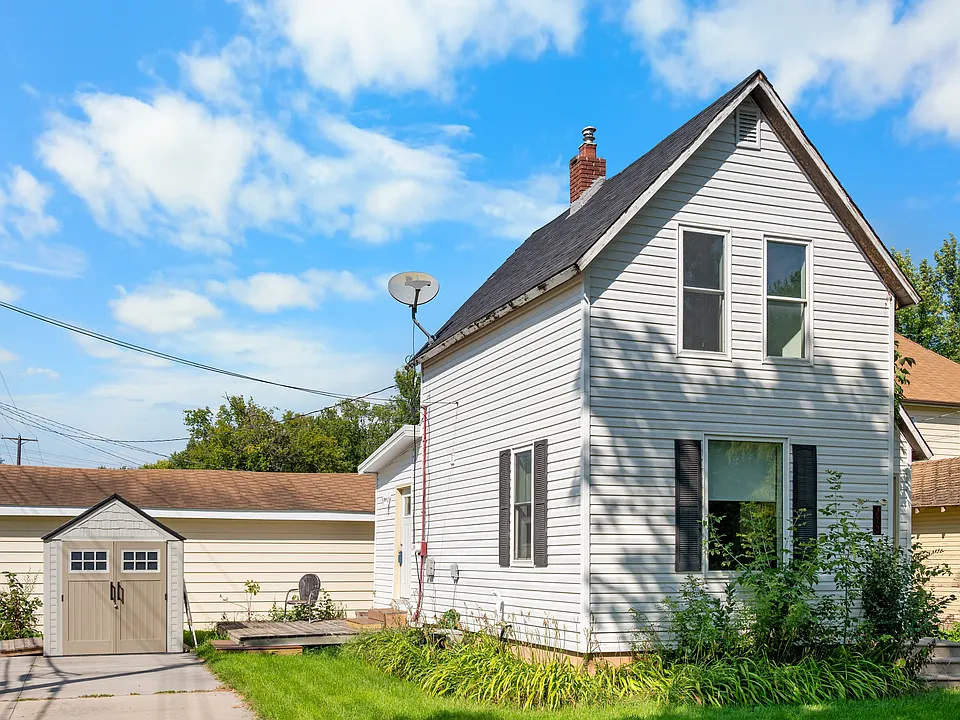 410 7th Ave S