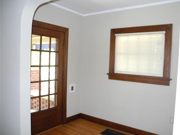 4th image of 253 Orchard Dr