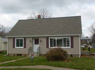 14 Hathaway St E, Girard, PA 16417