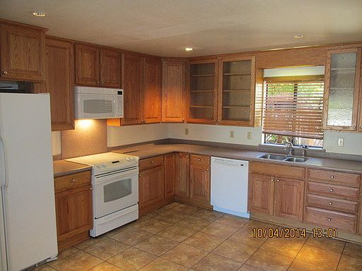 1st image of 222 Barretta St APT 3