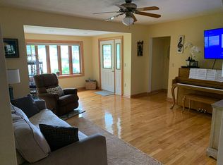 6371 N 5th St, Escanaba, MI 49894