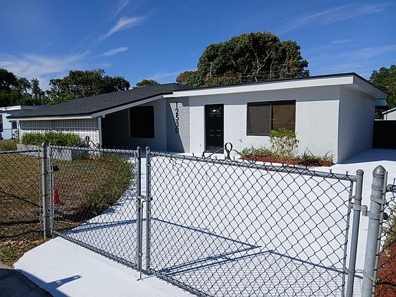 4th image of 12530 NW 22nd Avenue