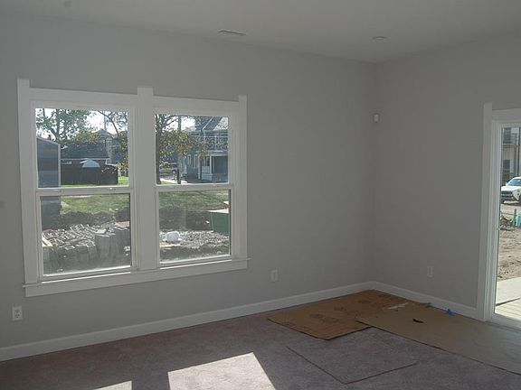 3rd image of 1712 Carrollton Ave