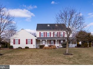 807 Mount Airy Rd, Collegeville, PA 19426