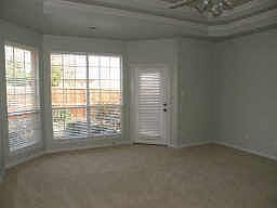 1st image of 811 Clearwater Ln