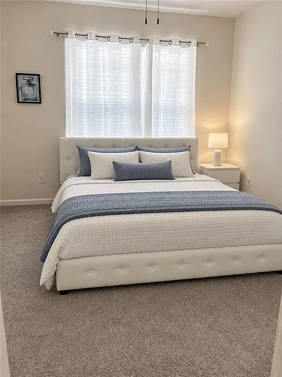 2 bed, 2.0 bath, 1018 sqft, $2,100 — Photo 2