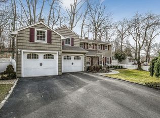 306 W Shore Trl, Sparta, NJ 07871
