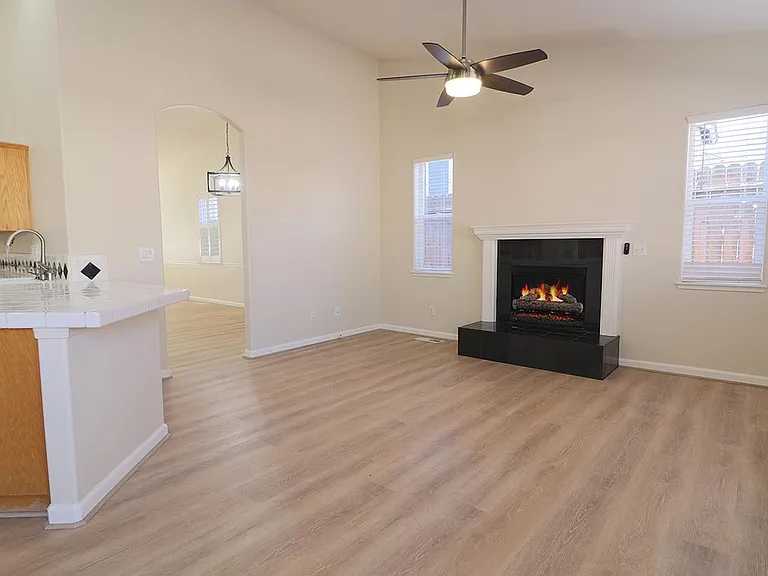 8701 White Fir St — Photo 10