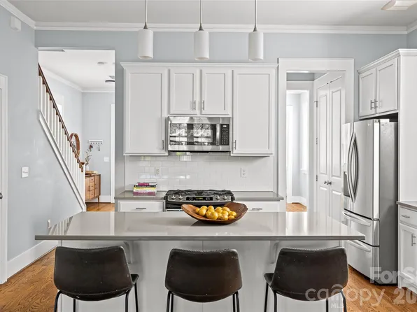 1531 Tippah Park Ct, Charlotte, NC 28205