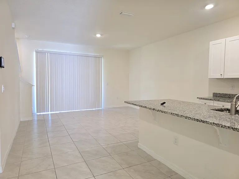 1242 Lido Dr — Photo 12