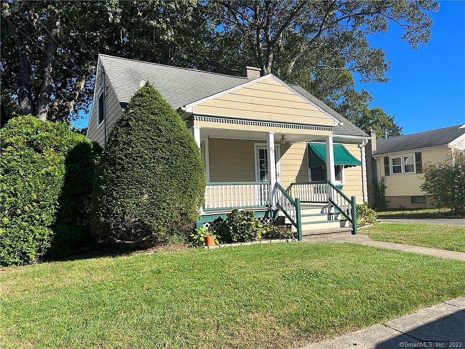 93 N Hoadley St, Naugatuck, CT 06770 | Zillow