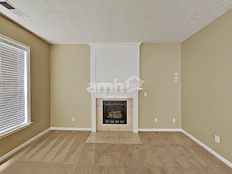 409 Avery Ct — Photo 10